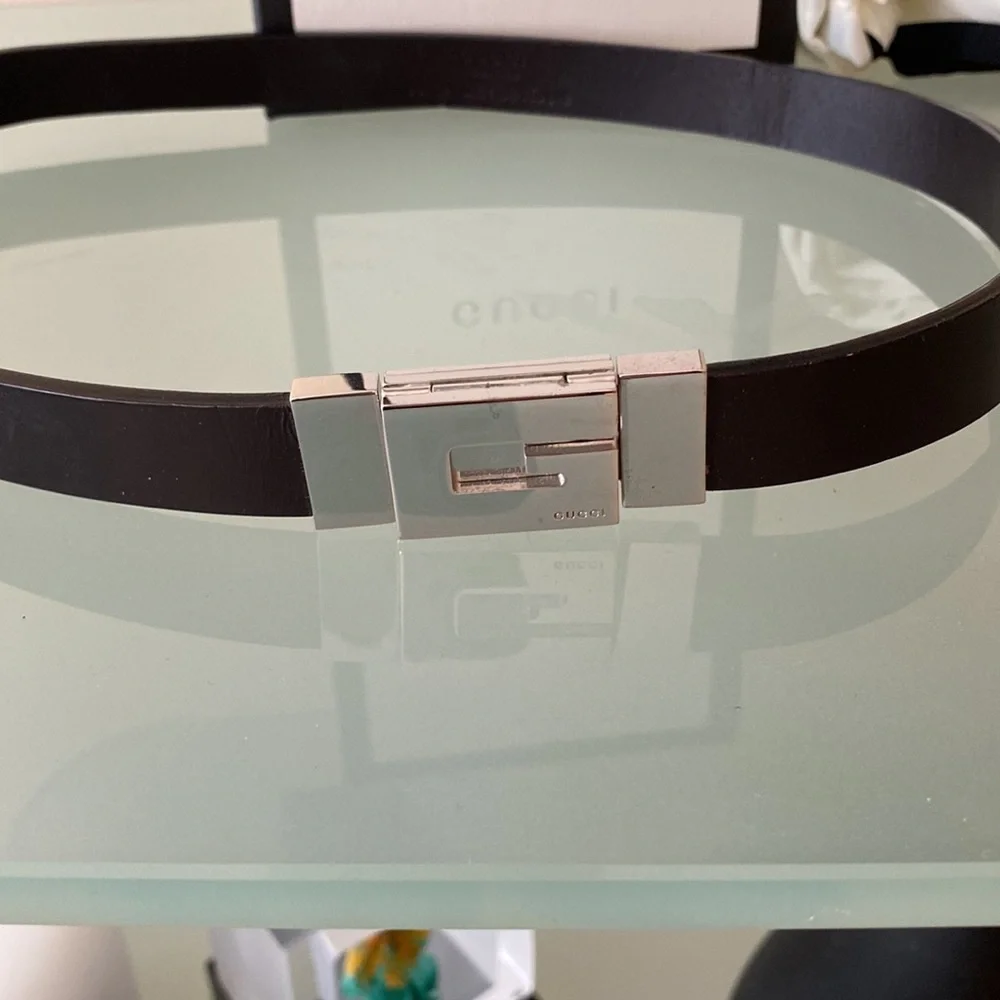 NIB Auth GUCCI leather BELT w/logo buckle 28”/71.5 cm ITALY - Picture 2 of 16